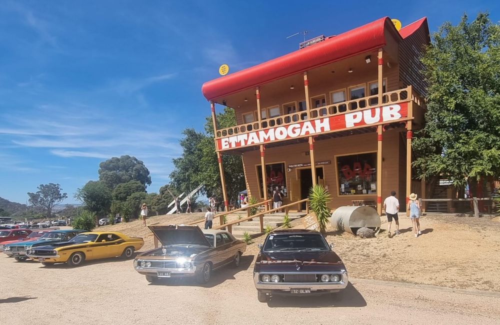 Ettamogah Pub on Saturday